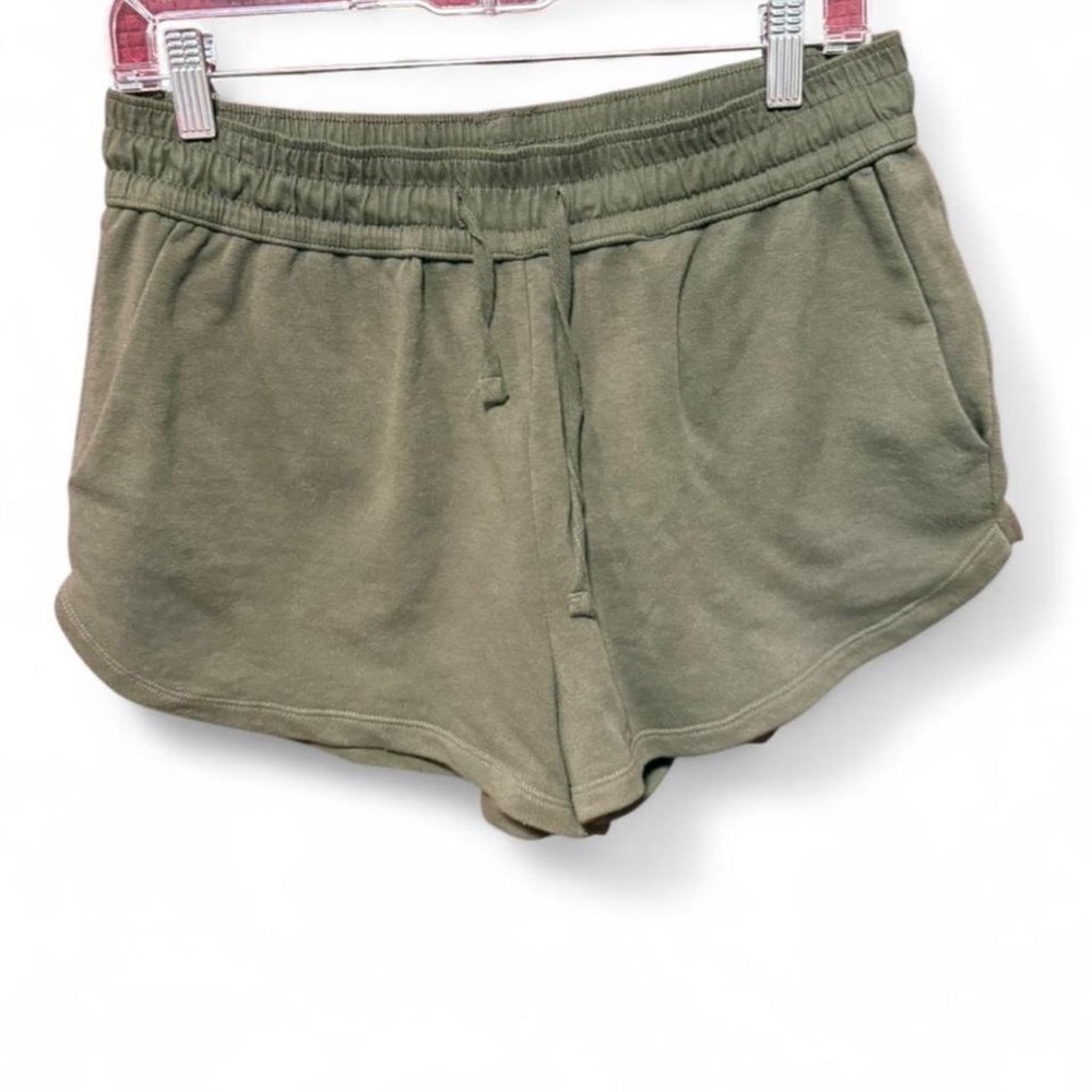 H&M Khaki Green Women's Athletic Shorts size medium